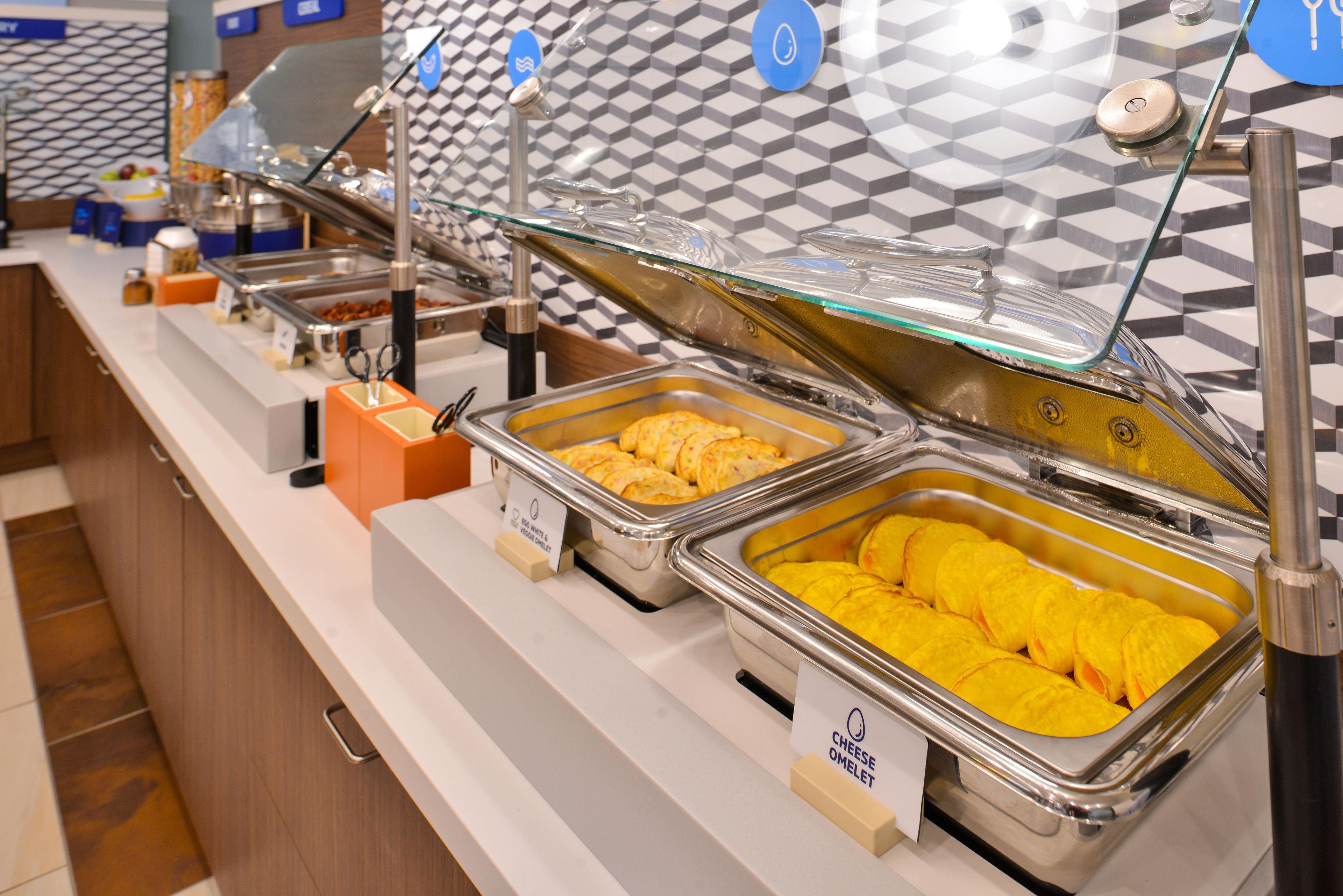 恩波里亚智选假日套房酒店 外观 照片